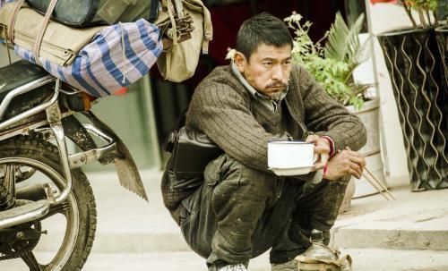 娱乐吃瓜酱农民工,揭秘农民工背后的故事  第3张